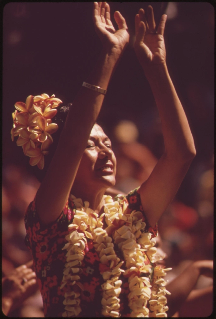 hula dancer